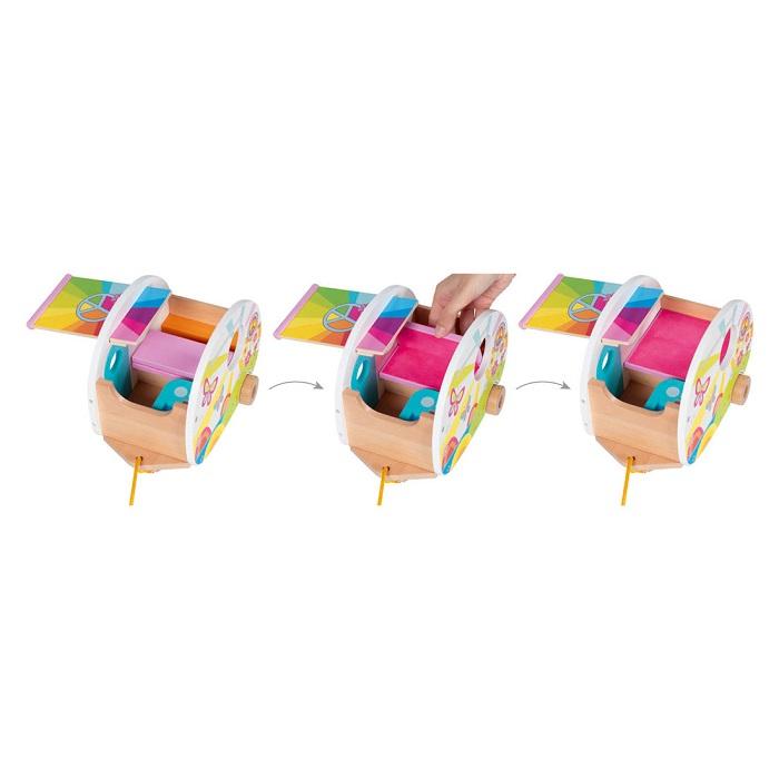 goki-trekfiguur-speelhuisje-happy-camper-caravan
